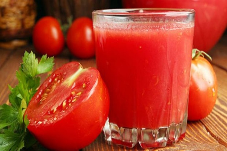 Receita com suco de tomate